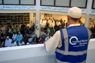 Les bénévoles veillent