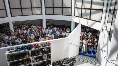 Polka - On nous regarde - 2